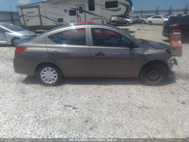 3N1CN7AP3FL928290 Nissan Versa S Plus