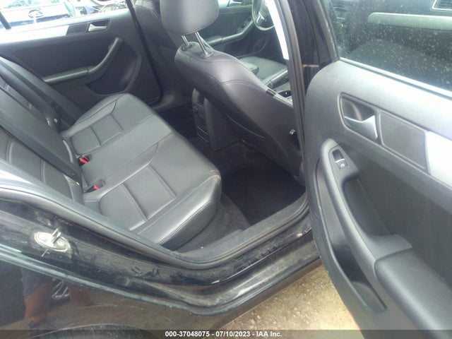 3VWD17AJ6EM358428 Volkswagen Jetta Sedan Se W/connectivity