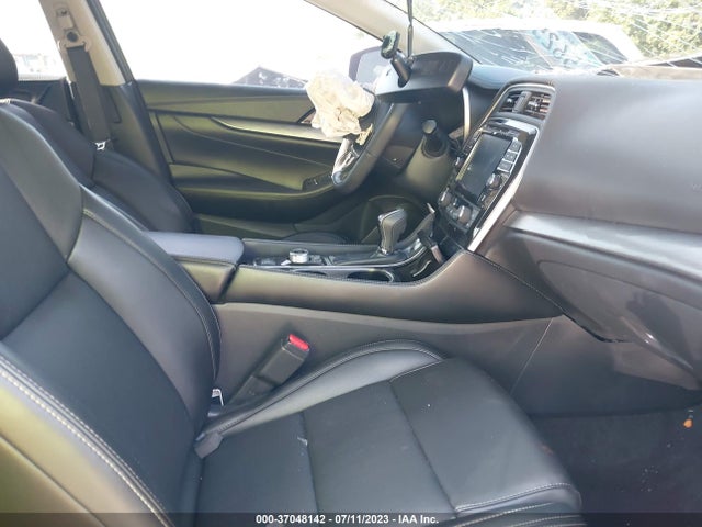 2017 NISSAN MAXIMA SV VIN: 1N4AA6AP1HC415960