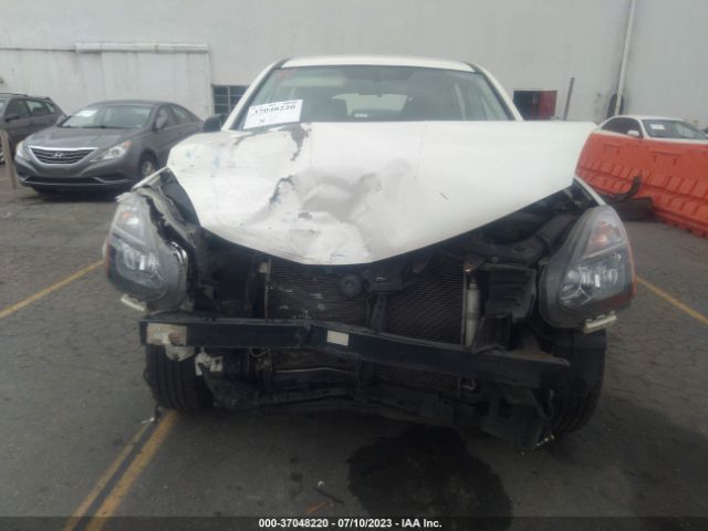 JN8AS5MT2EW600687 Nissan Rogue Select S