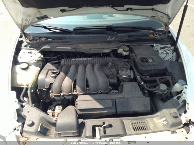 2008 VOLVO S40 2.4L VIN: YV1MS382582399582