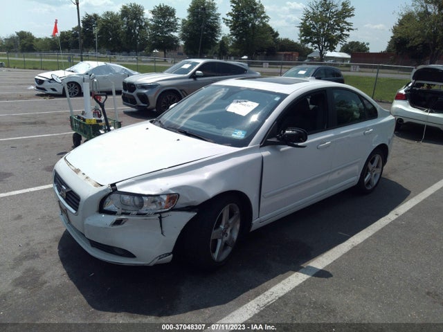 2008 VOLVO S40 2.4L VIN: YV1MS382582399582