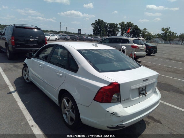 2008 VOLVO S40 2.4L VIN: YV1MS382582399582