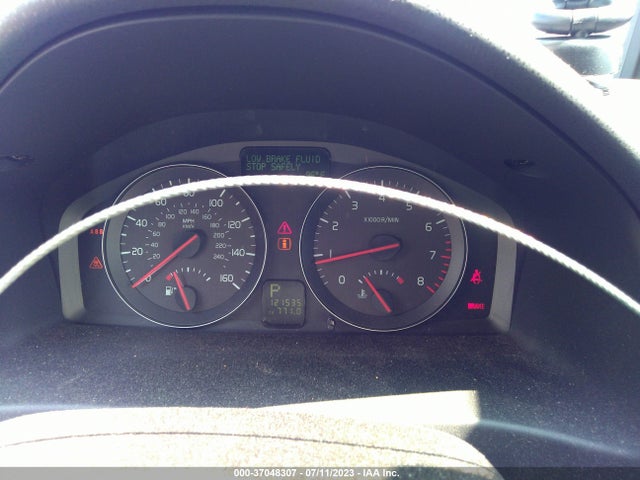 2008 VOLVO S40 2.4L VIN: YV1MS382582399582