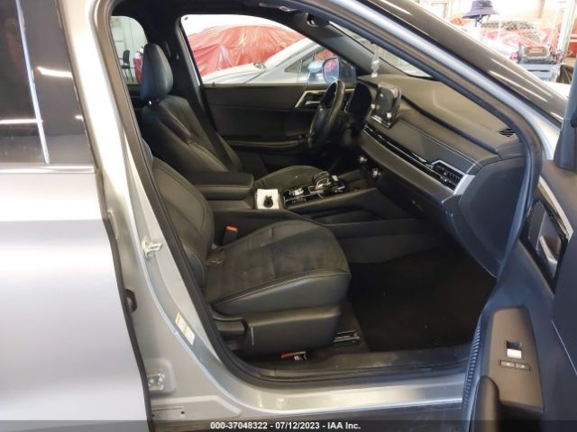 JA4J4UA89NZ069464 Mitsubishi Outlander Se