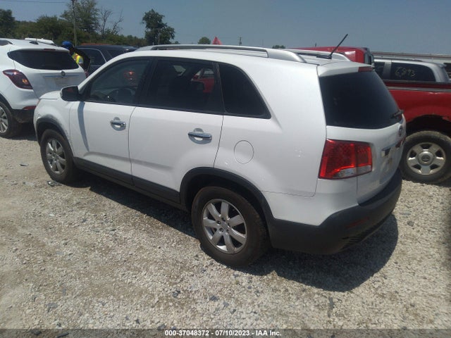 2013 KIA SORENTO LX VIN: 5XYKTDA21DG338952