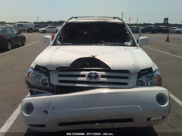 2005 TOYOTA HIGHLANDER VIN: JTEEP21A150080903