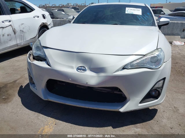 2014 Toyota GR 86, VIN: JF1ZNAA1XE8705862