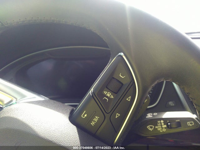 WA1BNAFY8K2093946 Audi Q5 Premium Plus