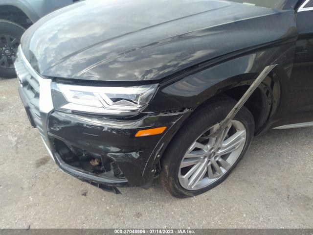 WA1BNAFY8K2093946 Audi Q5 Premium Plus