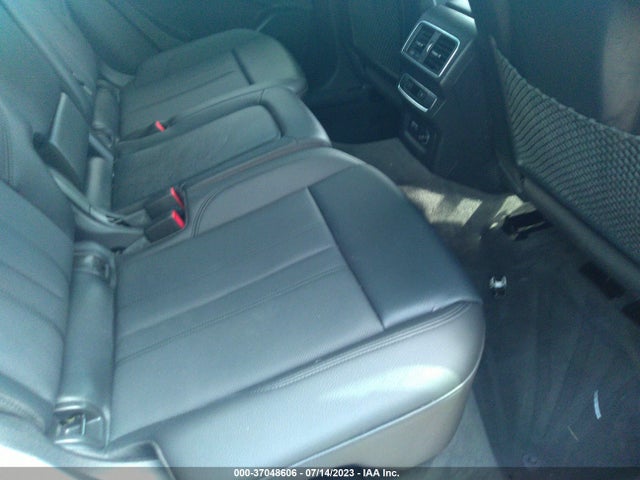 WA1BNAFY8K2093946 Audi Q5 Premium Plus