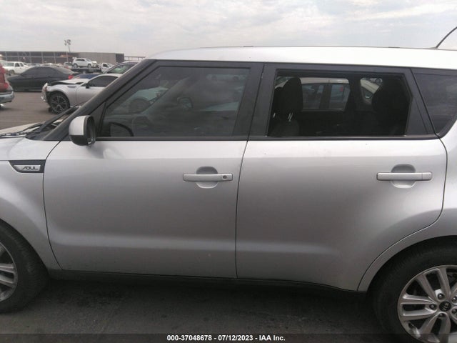 KIA SOUL + 2019 KNDJP3A54K7003165 Image 6