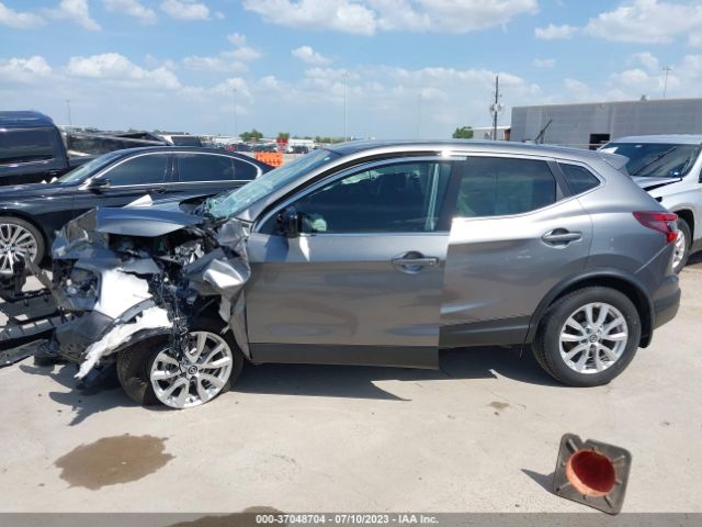 JN1BJ1AV1MW316244 Nissan Rogue Sport S