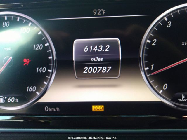 WDDUG8CB6EA057982 Mercedes-Benz S-class S 550