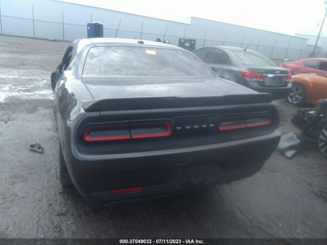 2C3CDZBT9KH573673 Dodge Challenger R/t