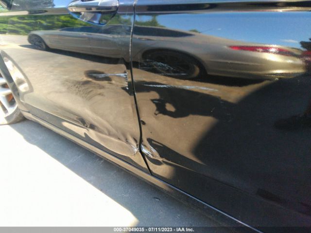 1FA6P0HD2F5117402 Ford FUSION SE