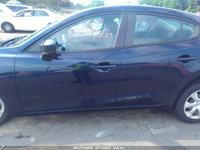 2017 MAZDA MAZDA3 4-DOOR SPORT VIN: 3MZBN1U7XHM157158