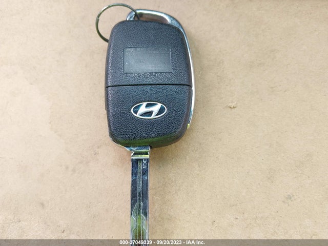 Hyundai TUCSON SE 2017 KM8J33A49HU524469 Image 3