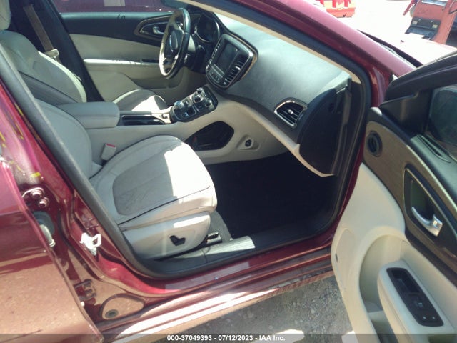 Chrysler 200 C 2015 1C3CCCEG6FN617933 Image 5