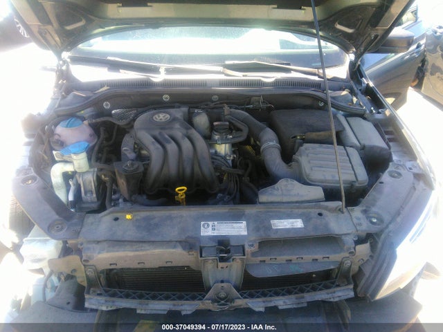 3VW2K7AJ1EM353156 Volkswagen Jetta Sedan S