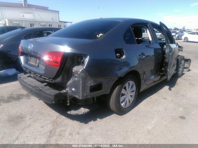 3VW2K7AJ1EM353156 Volkswagen Jetta Sedan S