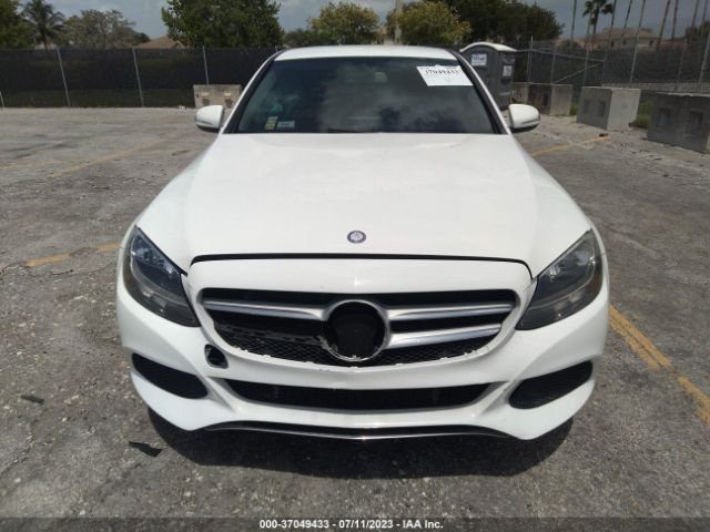 55SWF4KB6FU019448 Mercedes-Benz C-class C 300