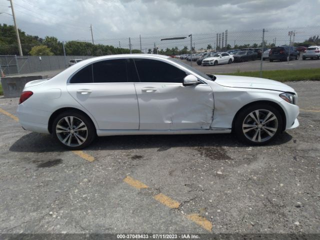 55SWF4KB6FU019448 Mercedes-Benz C-class C 300
