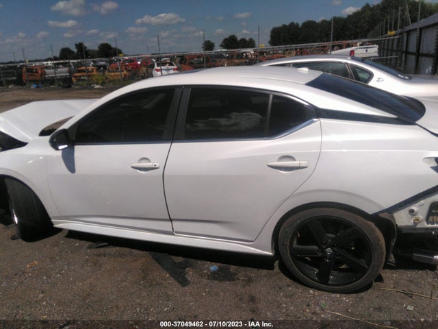 2021 NISSAN SENTRA SR VIN: 3N1AB8DV8MY221783