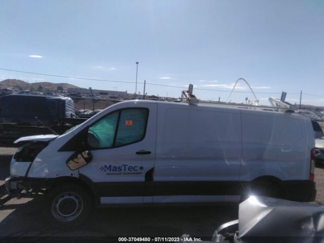 1FTYE1YMXGKB52108 Ford TRANSIT CARGO VAN