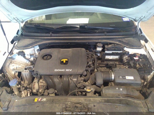 2018 HYUNDAI ELANTRA SEL VIN: 5NPD84LF0JH276121