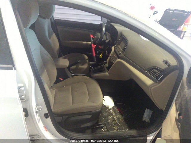 2018 HYUNDAI ELANTRA SEL VIN: 5NPD84LF0JH276121