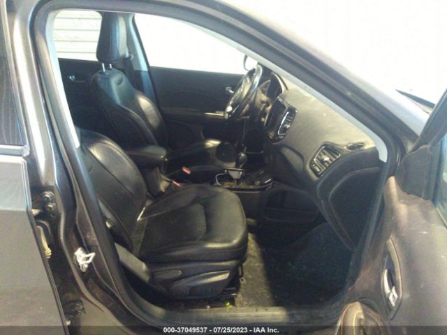 3C4NJDCB6KT791244 Jeep Compass Limited