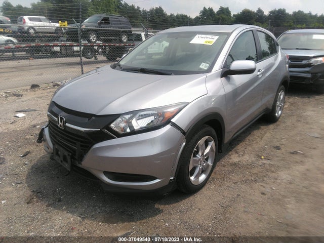 Honda HR-V LX 2017 3CZRU6H3XHG707332 Image 2
