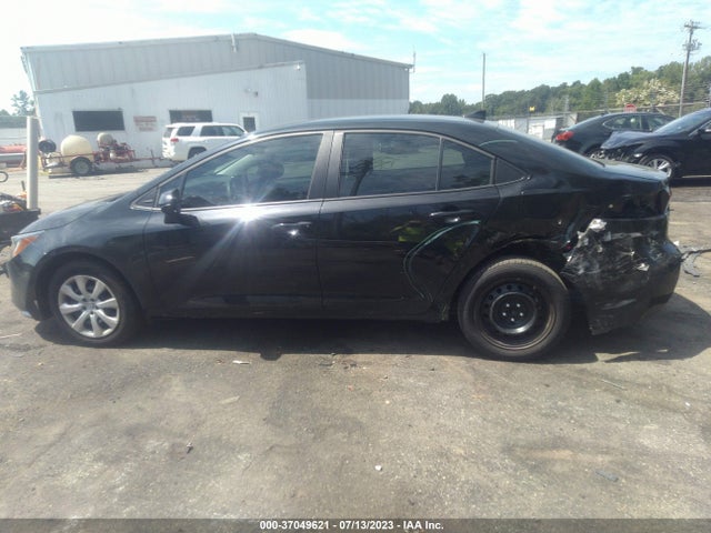 2021 TOYOTA COROLLA LE VIN: 5YFEPMAE7MP264296