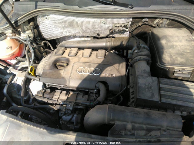 WA1EFCFS8GR007504 Audi Q3 Premium Plus