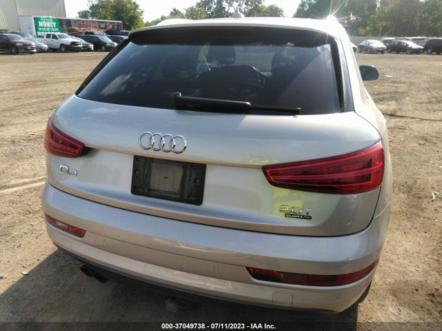 WA1EFCFS8GR007504 Audi Q3 Premium Plus