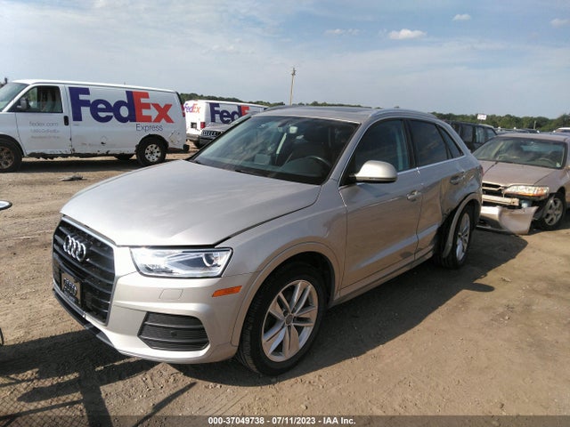 WA1EFCFS8GR007504 Audi Q3 Premium Plus