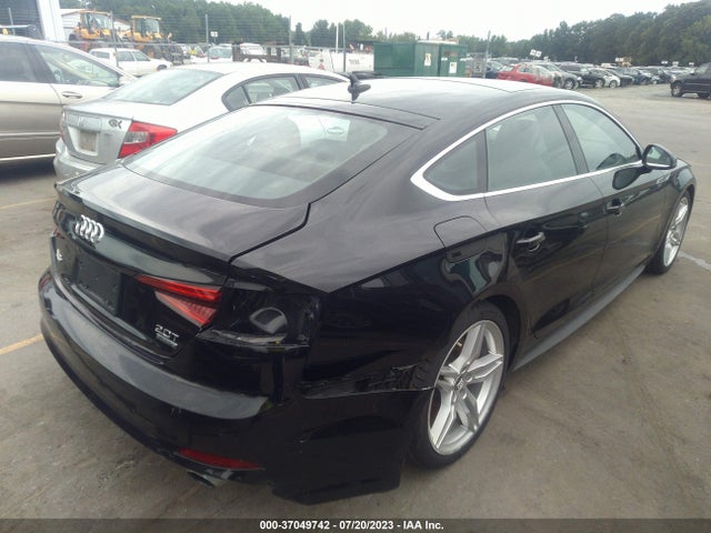 WAUENCF5XJA008174 Audi A5 Sportback Premium Plus