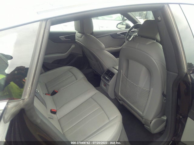 WAUENCF5XJA008174 Audi A5 Sportback Premium Plus