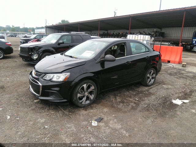 Chevrolet Sonic Premier 2020 1G1JF5SB8L4119810 Image 2