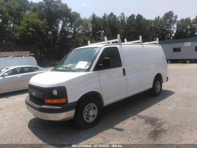 Chevrolet EXPRESS CARGO VAN 2016 1GCWGAFF3G1241434 Image 2
