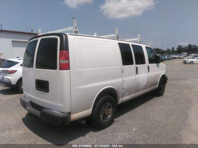 Chevrolet EXPRESS CARGO VAN 2016 1GCWGAFF3G1241434 Image 10