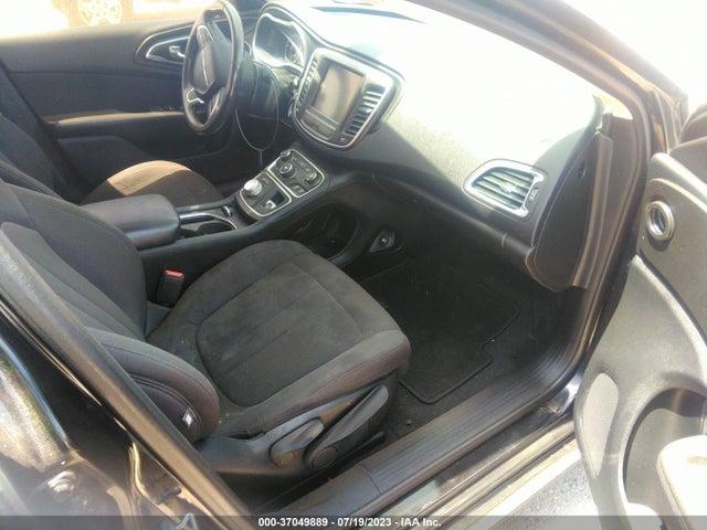 1C3CCCAB8FN673463 Chrysler 200 Limited
