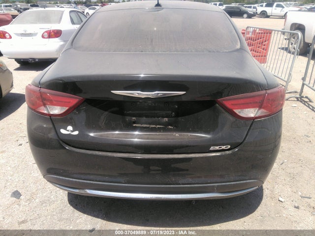 1C3CCCAB8FN673463 Chrysler 200 Limited
