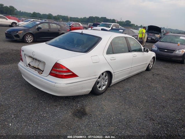 2000 MERCEDES-BENZ S CLASS VIN: WDBNG70J1YA117979