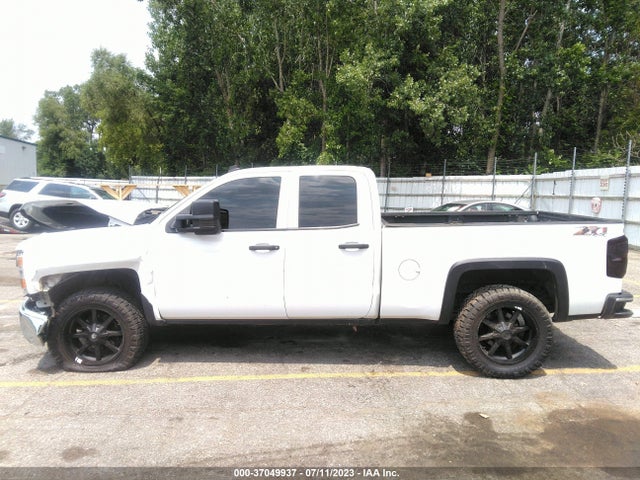 2014 CHEVROLET SILVERADO 1500 LT VIN: 1GCVKREC2EZ200968
