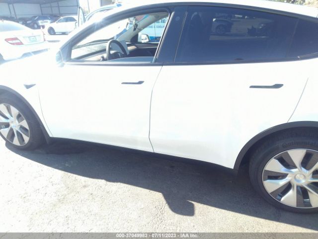 7SAYGAEE2PF783880 Tesla Model Y Long Range