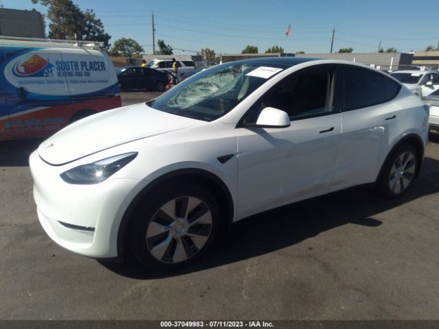 7SAYGAEE2PF783880 Tesla Model Y Long Range