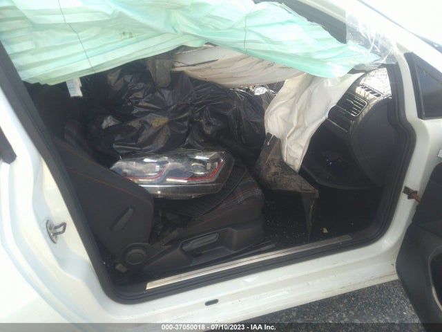 3VWYT7AU0FM068399 Volkswagen GOLF GTI S