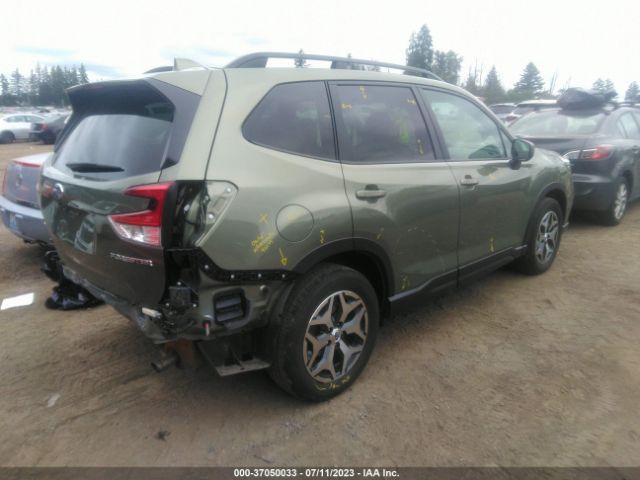 JF2SKAJC1LH549893 Subaru Forester Premium